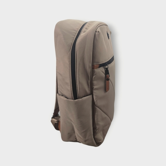 Joan & David 18" HIGH-DENISTY QUILTED NYLON SPORT WORKBOOK BACKPACK MSRP $198 - Picture 7 of 8